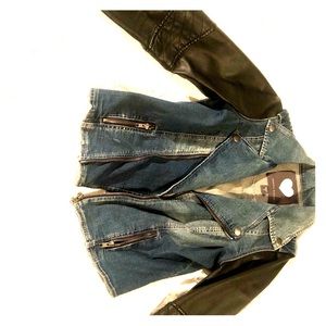 Kendall & Kylie jeans jacket